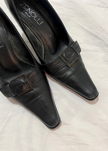37 Beden Kadın Siyah Deri Tokalı Stiletto