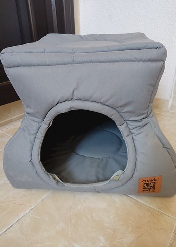 Beden Gri Kedi Evi ve Tırmalama Tahtası