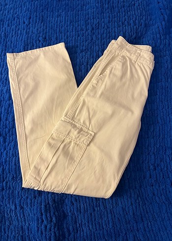 Beyaz Düğmeli Kadın Kargo Pantolon - Görsel 5