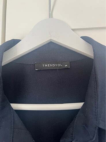 xs Beden Trendyolmilla Gömlek