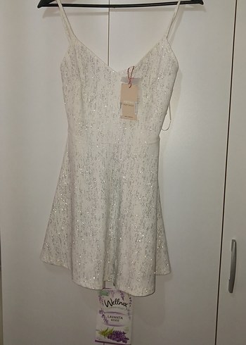 beyaz mini simli elbise - Görsel 2