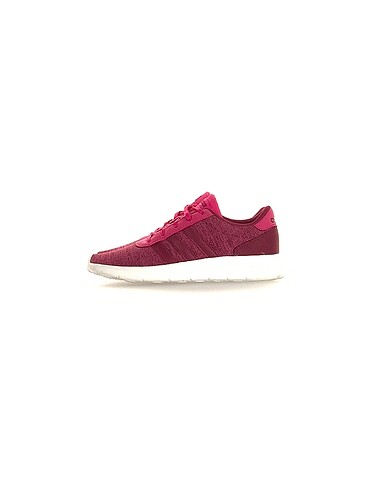 Adidas Spor Ayakkabı %70 İndirimli.