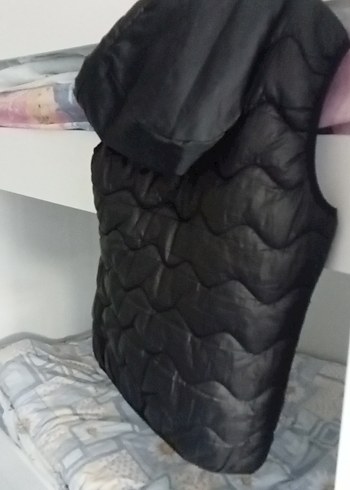 Siyah Fermuarlı Yüksek Yakali kapşonlu çocuk şişme yelek - Görsel 2