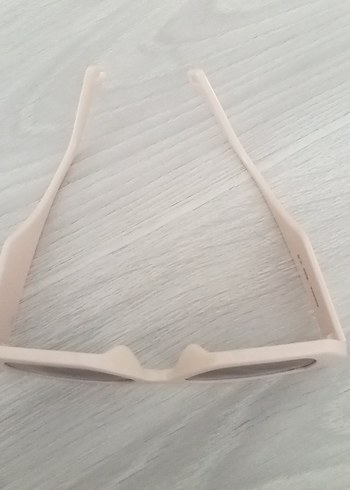 Beyaz Transparan Kadın Güneş Gözlüğü - Görsel 4