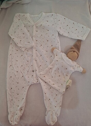 H&M pijama tulum ve uyku arkadaşı 1-3 ay