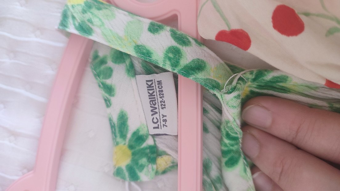 3 adet LC Waikiki çocuk elbise - Görsel 5