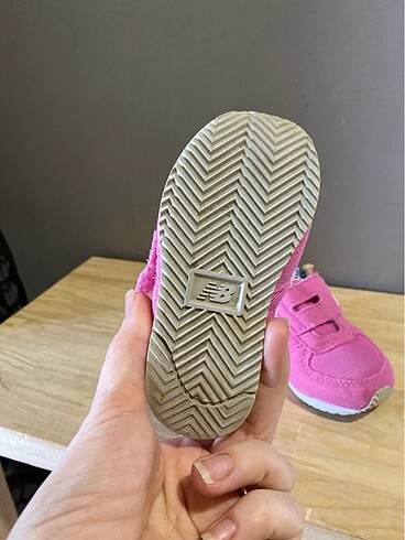 22 Beden New Balance bebek ayakkabı . Pazarlıksız