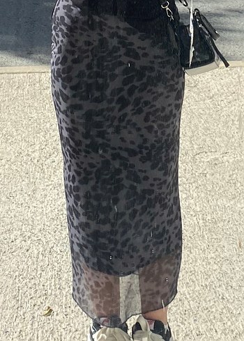 Kadın Gri Midi leopar Desenli tüllü Etek