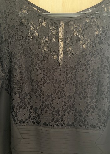 Dantel Detaylı Siyah Midi Ofis Elbisesi - Görsel 2