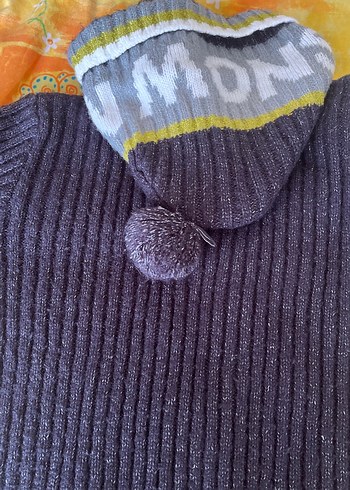 Erkek Çocuk Gri Yün Kapüşonlu Hırka - Görsel 4