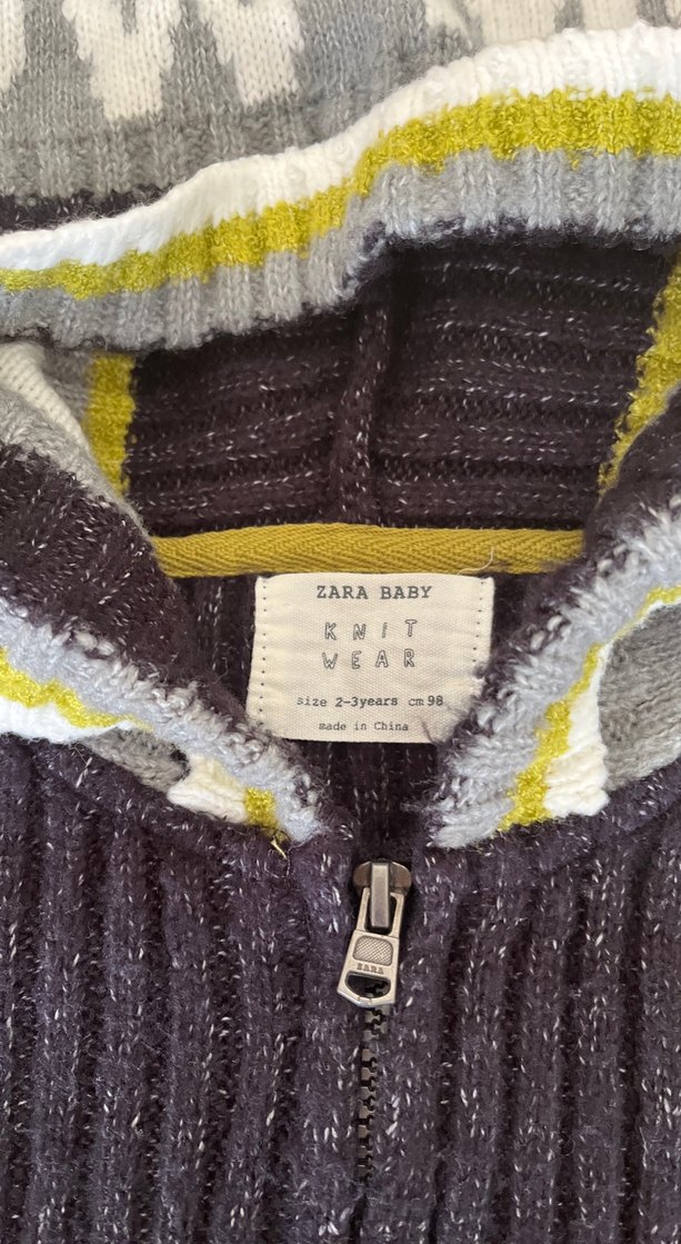 Erkek Çocuk Gri Yün Kapüşonlu Hırka - Görsel 2