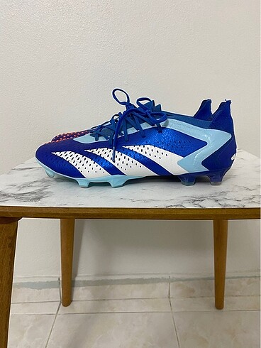 Adidas krampon