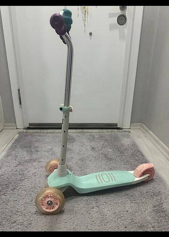 Decathlon Işıklı 3 Tekerlekli Turkuaz Çocuk Scooter
