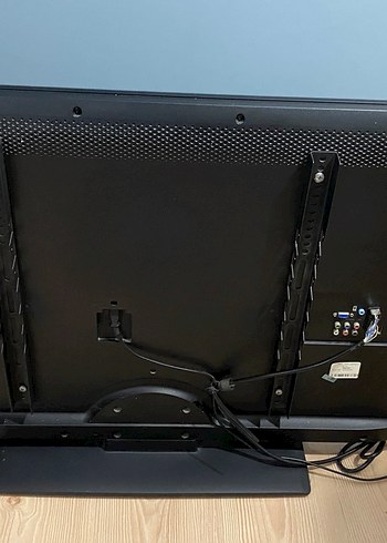 Philips 42 PFL3207H/12 - Parça veya İkinci Kullanım İçin Uygun - Görsel 2