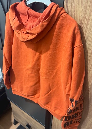 Turuncu Kapüşonlu Erkek Sweatshirt - Görsel 3