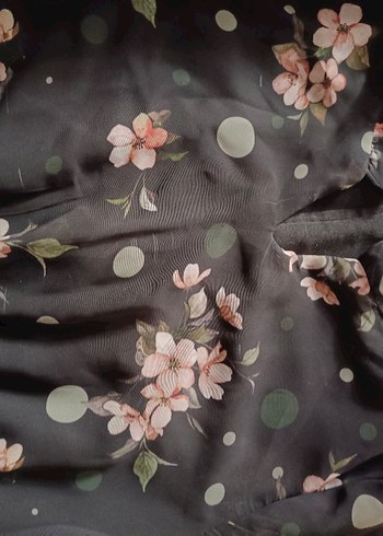 Siyah Çiçek Desenli Uzun Elbise - Görsel 2