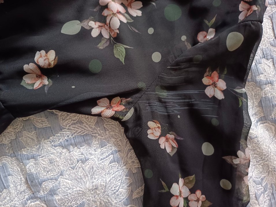 Siyah Çiçek Desenli Uzun Elbise - Görsel 4