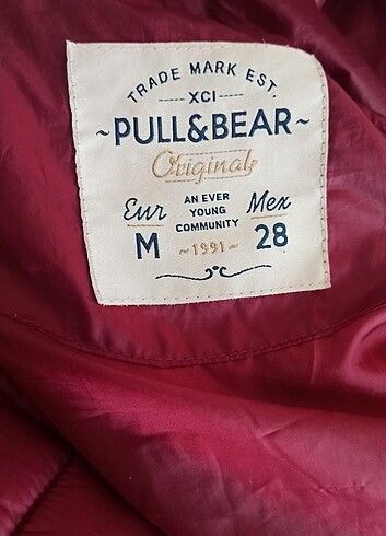 m Beden Pull&Bear şişme mont