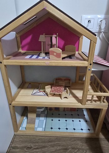 Ahşap Oyuncak Ev - Görsel 3