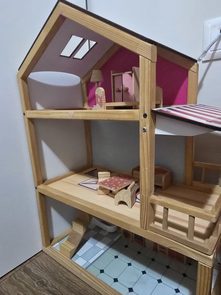 Ahşap Oyuncak Ev - Görsel 2