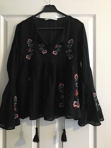Zara Bluz