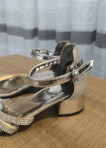 kız çocuk topuklu  Ayakkabı - Görsel 4