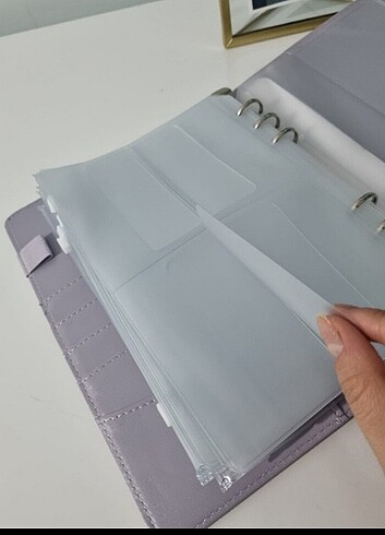 Beden Macaron binder
