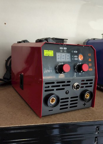 hem gazsız gazaltı hem elektrot kaynak makinesi çift fonksiyonlu