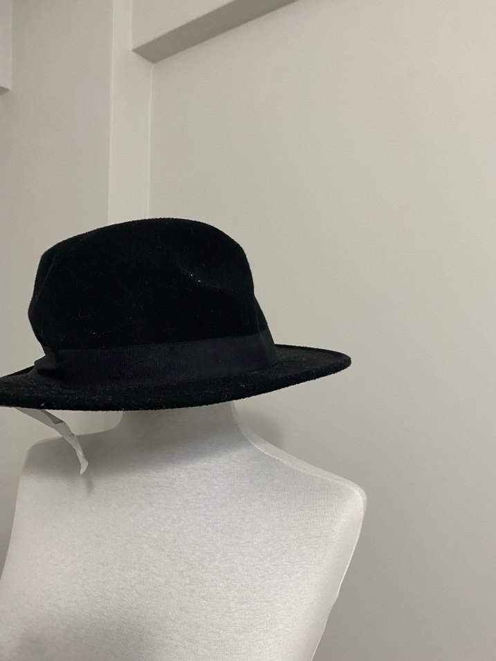 Siyah Süet Kadın Fötr Şapka - Görsel 2