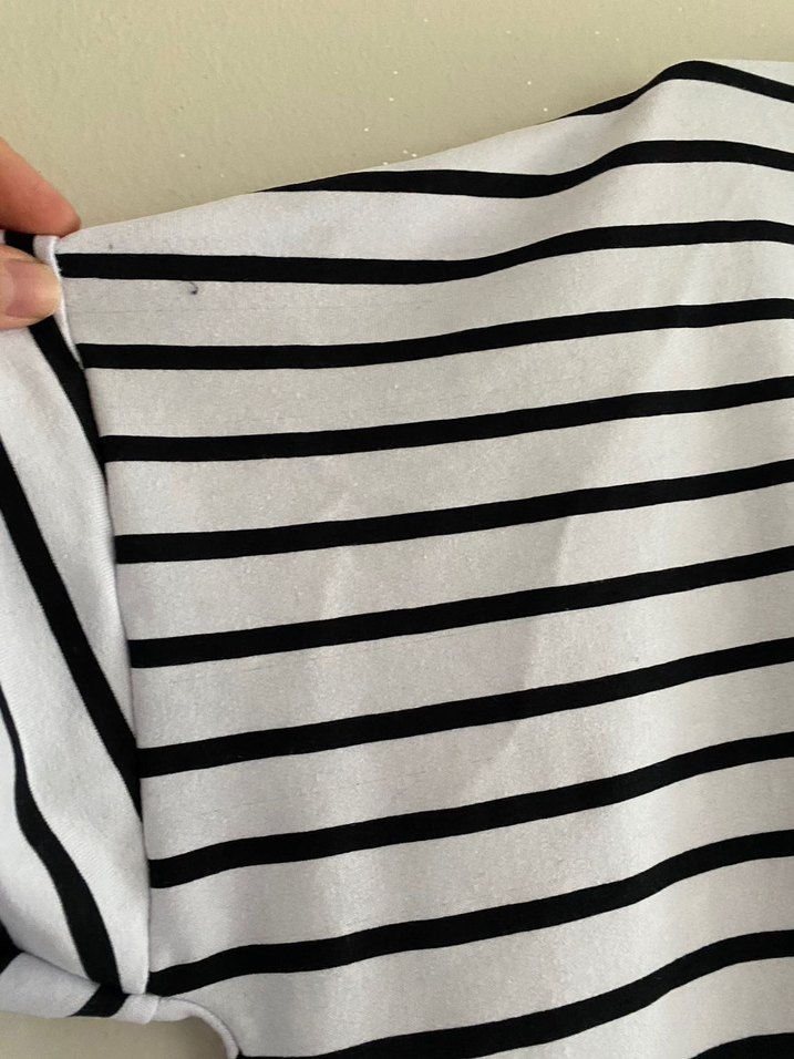 Uzun Kollu Çizgili Kadın Tunik - Görsel 3