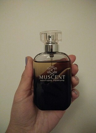 Muscent Tom Ford Noir Femme muadili