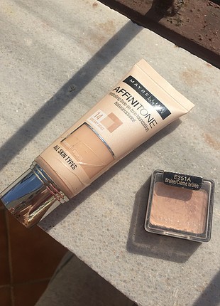 diğer Beden ten rengi Renk Maybelline fondöten wet n wild tekli far