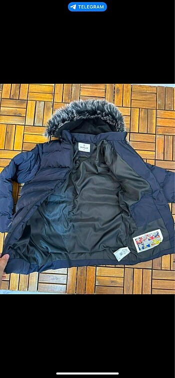 s Beden siyah Renk MONCLER UNİSEX KÜRKLÜ MONT