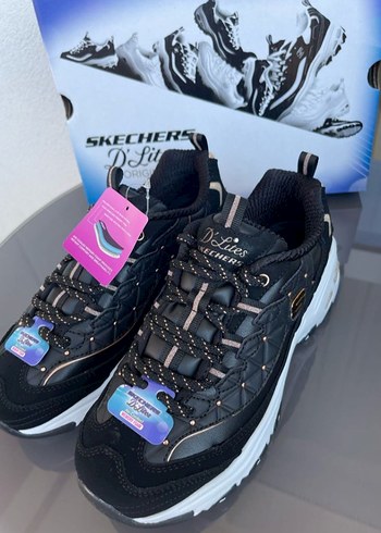 Skechers 37
