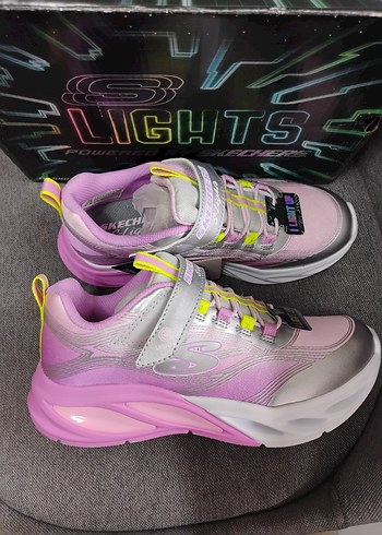 Kız Çocuk Pembe Işıklı Spor Ayakkabı - Görsel 3