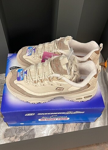 36 Beden Skechers D'lites