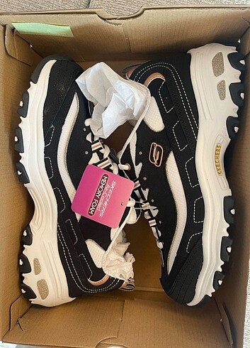 Skechers