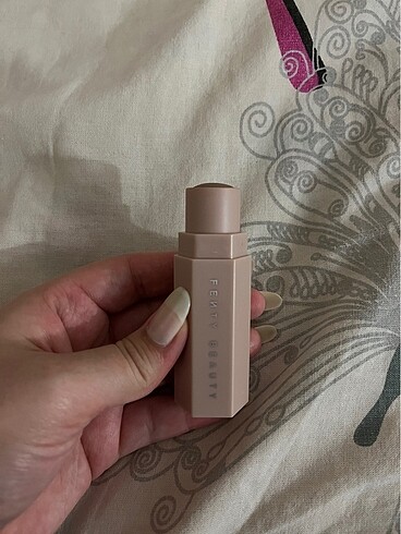 Fenty kontur amber