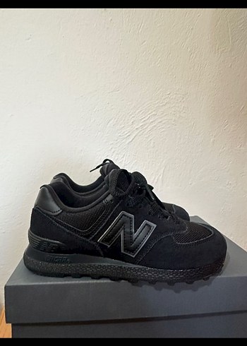 Kadın New Balance Siyah Spor Ayakkabı