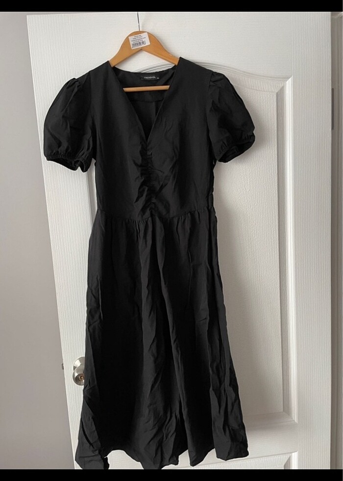 Trendyol kısa kol uzun siyah elbise - Görsel 2