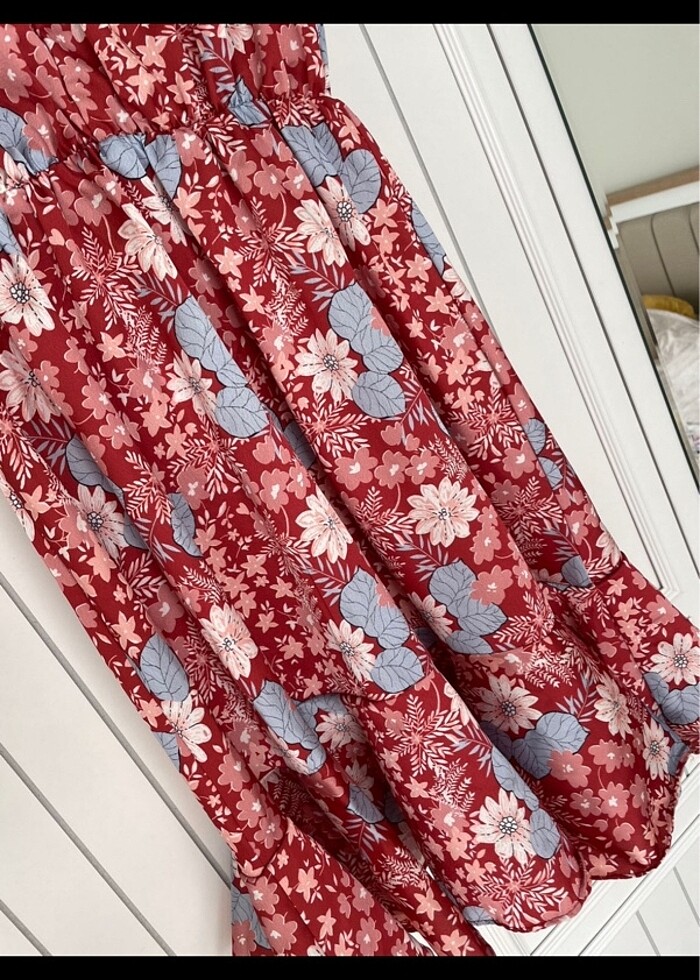 Çiçekli elbise - Görsel 4