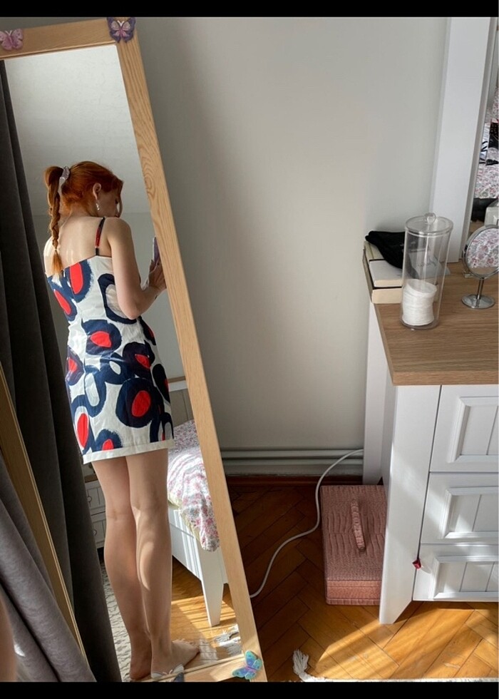 Mini saten abiye - Görsel 3