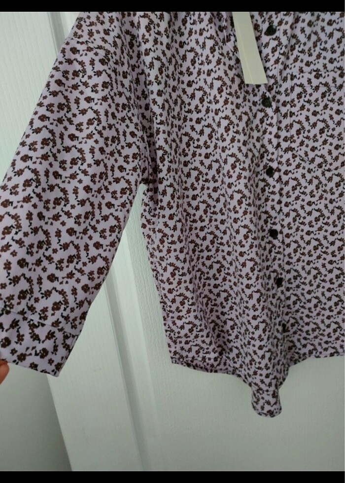 çiçek desenli oversize gömlek - Görsel 4