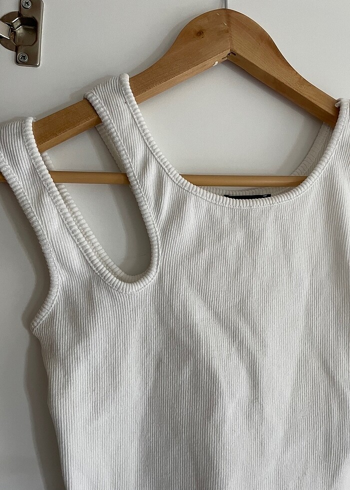 Beyaz crop bluz - Görsel 3