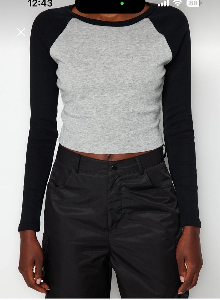 Kadın Crop - Görsel 2