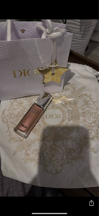 Dior highlighter