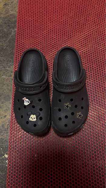 Crocs terlik