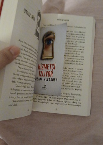  Beden Hizmetçi İzliyor - Freida McFadden