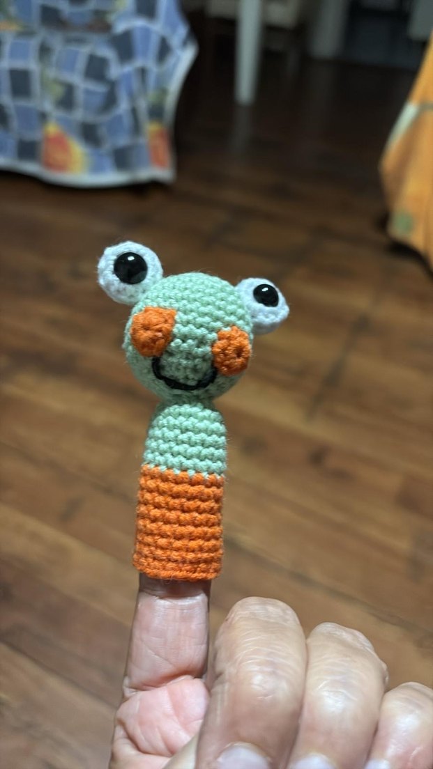 Renkli El Örgüsü Parmak Kuklaları - Görsel 2