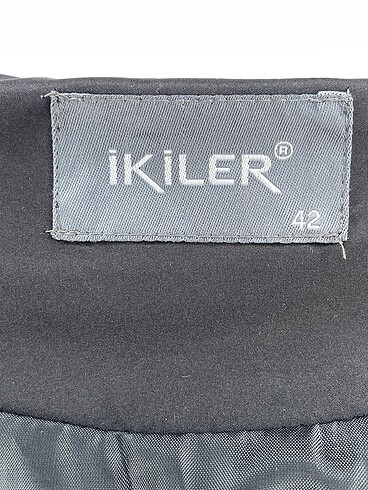 42 Beden siyah Renk Ikiler Trenchcoat %70 İndirimli.